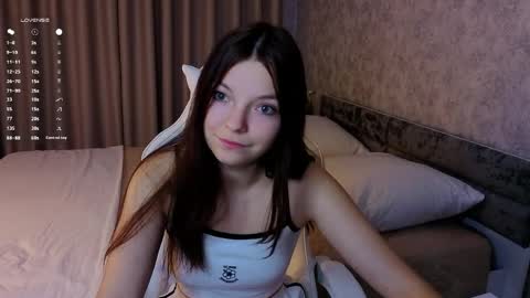 Snapshot of alicelittlekitty chatting on May 2026 08:25:02 PM u can name me Alice online show from May 2026 08:25:02 PM