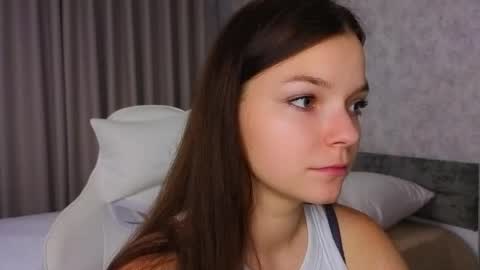 Snapshot of alicelittlekitty chatting on May 2026 06:36:02 PM u can name me Alice online show from May 2026 06:36:02 PM