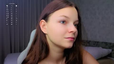 Snapshot of alicelittlekitty chatting on May 2026 06:27:02 PM u can name me Alice online show from May 2026 06:27:02 PM