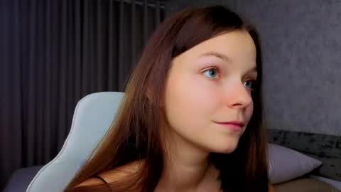 Snapshot of alicelittlekitty chatting on May 2026 06:09:01 PM u can name me Alice online show from May 2026 06:09:01 PM