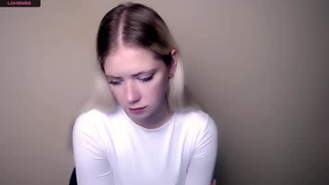 Snapshot of alicemeow_ chatting on September 2025 06:13:01 AM Alice online show from September 2025 06:13:01 AM