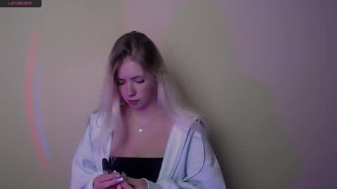 Snapshot of alicemeow_ chatting on September 2025 12:30:01 PM Alice online show from September 2025 12:30:01 PM