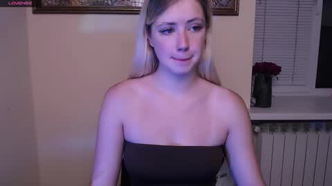 Snapshot of alicemeow_ chatting on October 2025 07:50:02 AM Alice online show from October 2025 07:50:02 AM