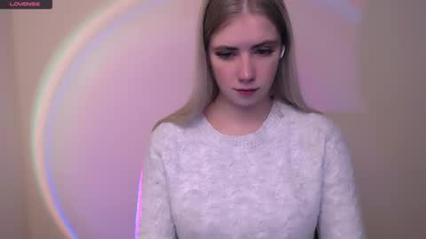 Snapshot of alicemeow_ chatting on October 2025 11:32:02 AM Alice online show from October 2025 11:32:02 AM