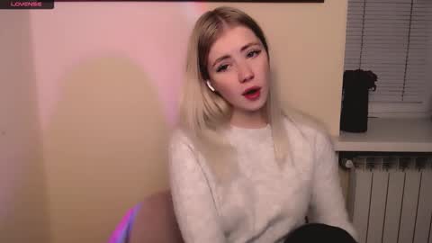 Snapshot of alicemeow_ chatting on October 2025 06:34:01 AM Alice online show from October 2025 06:34:01 AM