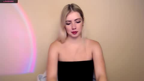 Snapshot of alicemeow_ chatting on November 2025 09:20:02 AM Alice online show from November 2025 09:20:02 AM