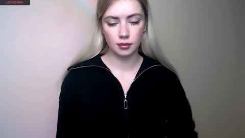 Snapshot of alicemeow_ chatting on December 2025 02:34:01 PM Alice online show from December 2025 02:34:01 PM