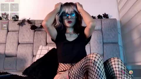 Snapshot of alicenoir_ chatting on November 2025 11:05:01 PM alicenoir_ online show from November 2025 11:05:01 PM
