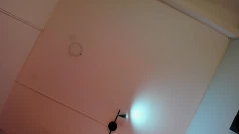 Snapshot of alicepoixxxon chatting on November 2025 03:27:02 AM ALICE online show from November 2025 03:27:02 AM