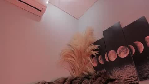 Snapshot of alicepoixxxon chatting on November 2025 05:39:02 AM ALICE online show from November 2025 05:39:02 AM