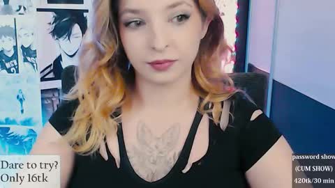 aliceriddle1 online show from December 2025 12:00:02 PM