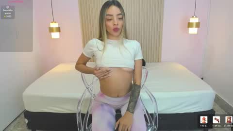 Snapshot of aliceross1 chatting on February 2026 08:25:01 PM AliceRoss online show from February 2026 08:25:01 PM