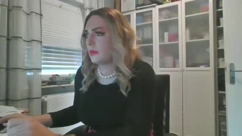 Alice online show from October 2025 11:23:02 AM