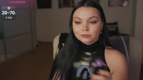 Snapshot of alicesweetlove chatting on December 2025 12:16:02 AM Alice online show from December 2025 12:16:02 AM