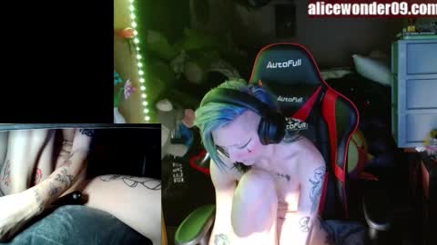 Snapshot of alicewonder52 chatting on February 2025 05:42:02 AM Alice online show from February 2025 05:42:02 AM