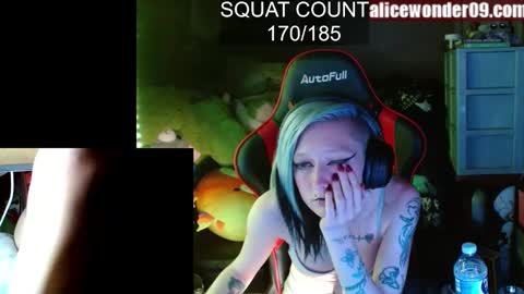 Snapshot of alicewonder52 chatting on March 2025 03:40:01 AM Alice online show from March 2025 03:40:01 AM