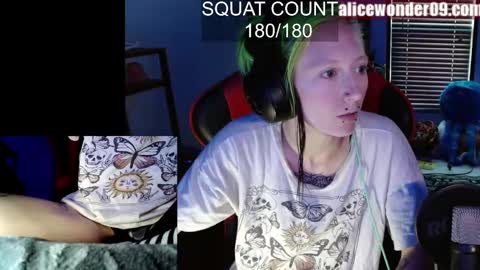 Snapshot of alicewonder52 chatting on September 2025 12:42:01 PM Alice online show from September 2025 12:42:01 PM