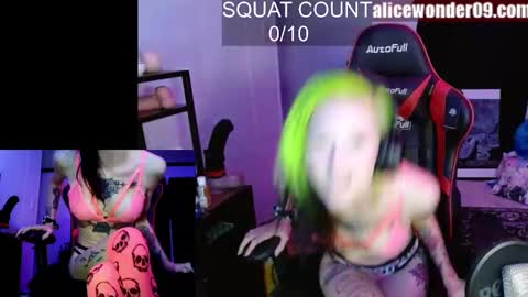 Snapshot of alicewonder52 chatting on November 2025 04:47:02 AM Alice online show from November 2025 04:47:02 AM