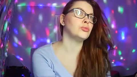 AlicexFresh online show from January 2026 12:21:01 PM