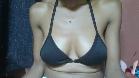 alicia253177 online show from February 2025 12:58:02 PM