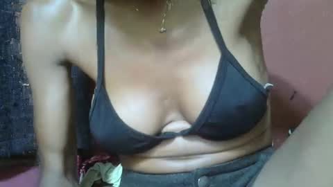 alicia253177 online show from February 2025 06:21:01 PM