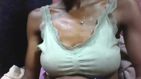 alicia253177 online show from September 2025 05:25:01 PM