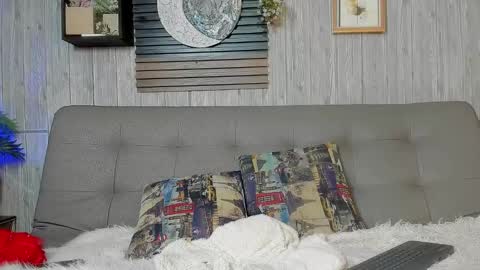 Alicia online show from March 2026 12:12:02 PM