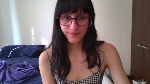 Snapshot of alicia_love29 chatting on January 2025 08:47:01 PM Alice online show from January 2025 08:47:01 PM