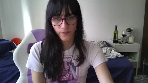 Snapshot of alicia_love29 chatting on February 2025 09:25:02 PM Alice online show from February 2025 09:25:02 PM