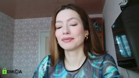 Alicia online show from February 2025 04:28:02 AM