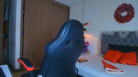 Snapshot of alicia_wonder_dl chatting on November 2025 12:19:02 PM Ali online show from November 2025 12:19:02 PM