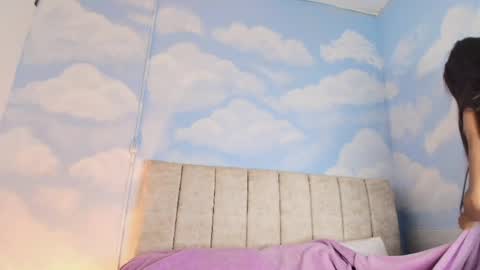 Aliclark online show from April 2026 07:06:02 PM