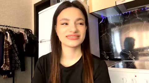 Niki online show from March 2026 06:14:01 AM