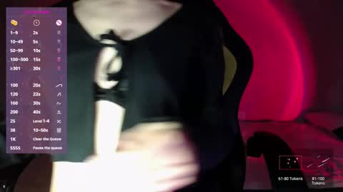 Snapshot of alien_art_lover chatting on March 2025 04:46:01 PM Mia online show from March 2025 04:46:01 PM