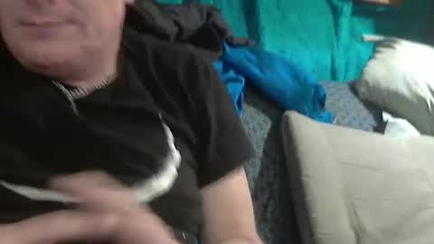 Snapshot of alienlifeproductions chatting on December 2025 11:49:02 AM AlienLifestyle Productions - A Gay Guy and his Straight Friend online show from December 2025 11:49:02 AM