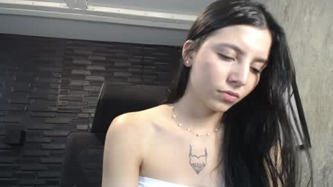 Snapshot of aliice_greco chatting on February 2025 08:34:01 PM Alice online show from February 2025 08:34:01 PM