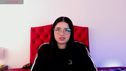 aliice_walker_ online show from December 2024 07:14:02 PM