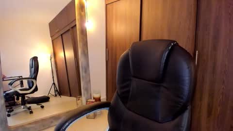 IG Alik nasso    online show from September 2025 03:08:01 AM