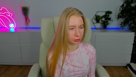 Alina online show from March 2026 06:39:01 AM