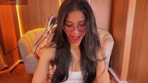 Snapshot of alina_b_ chatting on May 2026 08:04:02 PM alina_b_ online show from May 2026 08:04:02 PM