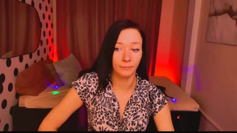 Snapshot of alina_cute_ chatting on December 2024 06:21:02 AM Alina online show from December 2024 06:21:02 AM