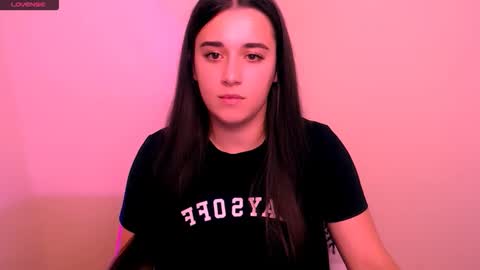 Alina online show from November 2025 08:46:02 AM