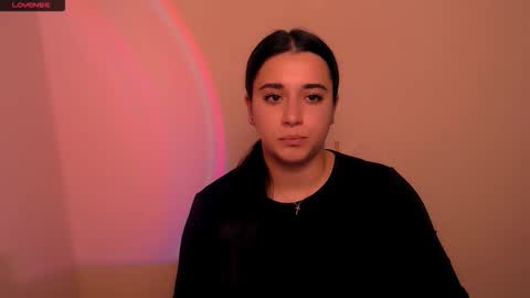 Alina online show from December 2025 08:23:01 AM