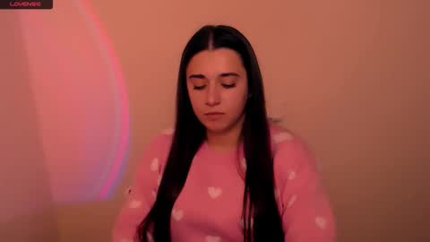 Alina online show from December 2025 08:23:01 AM