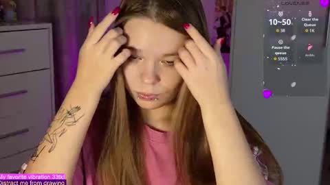 Alina and Ben online show from September 2025 08:11:02 PM