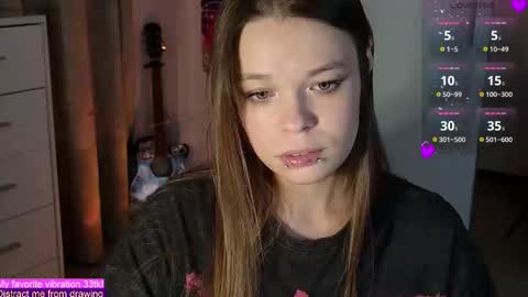 Alina and Ben online show from September 2025 07:39:02 PM