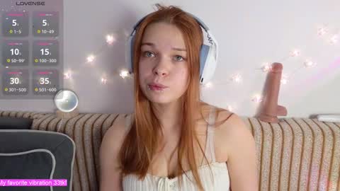 Alina and Ben online show from November 2025 09:57:02 PM