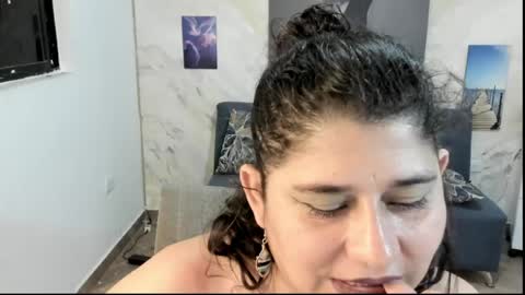 alinabozz1 online show from June 2026 05:05:02 AM