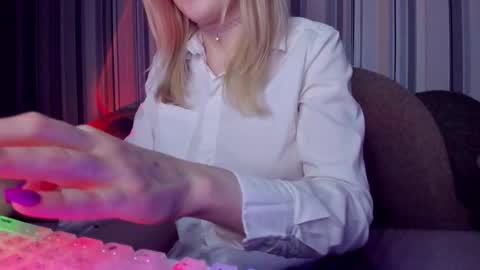 alinaocean online show from February 2026 03:21:01 PM