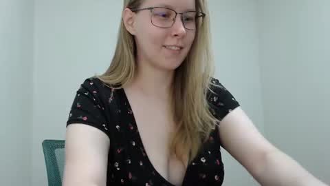 Snapshot of alinasei chatting on July 2026 12:31:01 PM alinasei online show from July 2026 12:31:01 PM